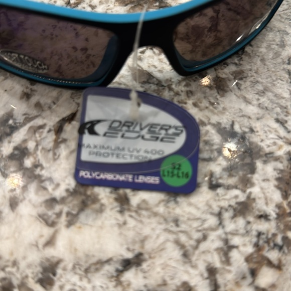 Drivers age maximum UV 400 protection S2 L15–L 16 lightweight scratch resistant - Picture 2 of 7